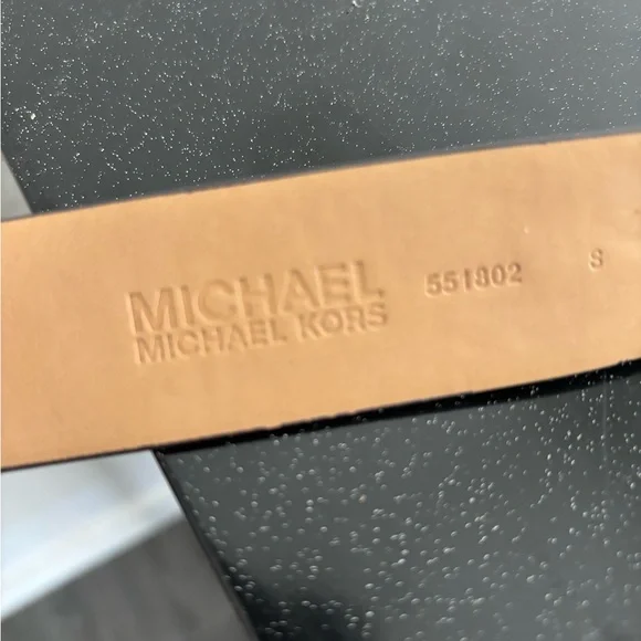 MICHAEL Michael Kors Brown Monogram Gold Buckle and Charm Belt Size Small - Picture 4 of 5